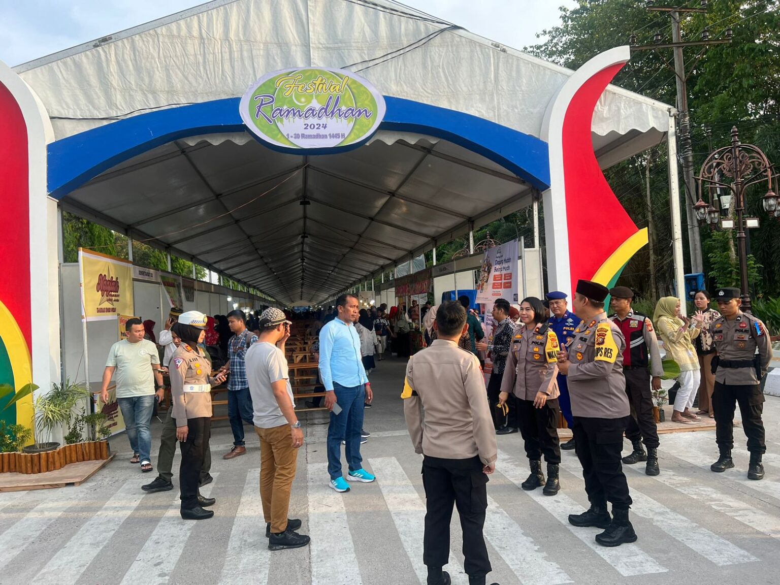 Kapolres Dumai Cek Pos Pengamanan dan Pasar Ramadhan